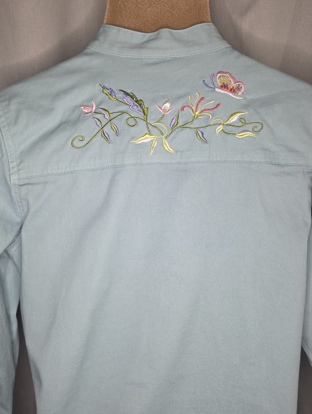 Quacker Factory M Medium Light Blue Embroidered Jean Jacket NWOT - Picture 3 of 7